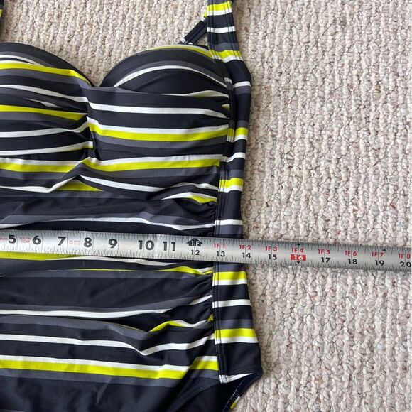 bond-eye Australia Nip Tuck Multifit Cup Swimsuit - Picture 7 of 10